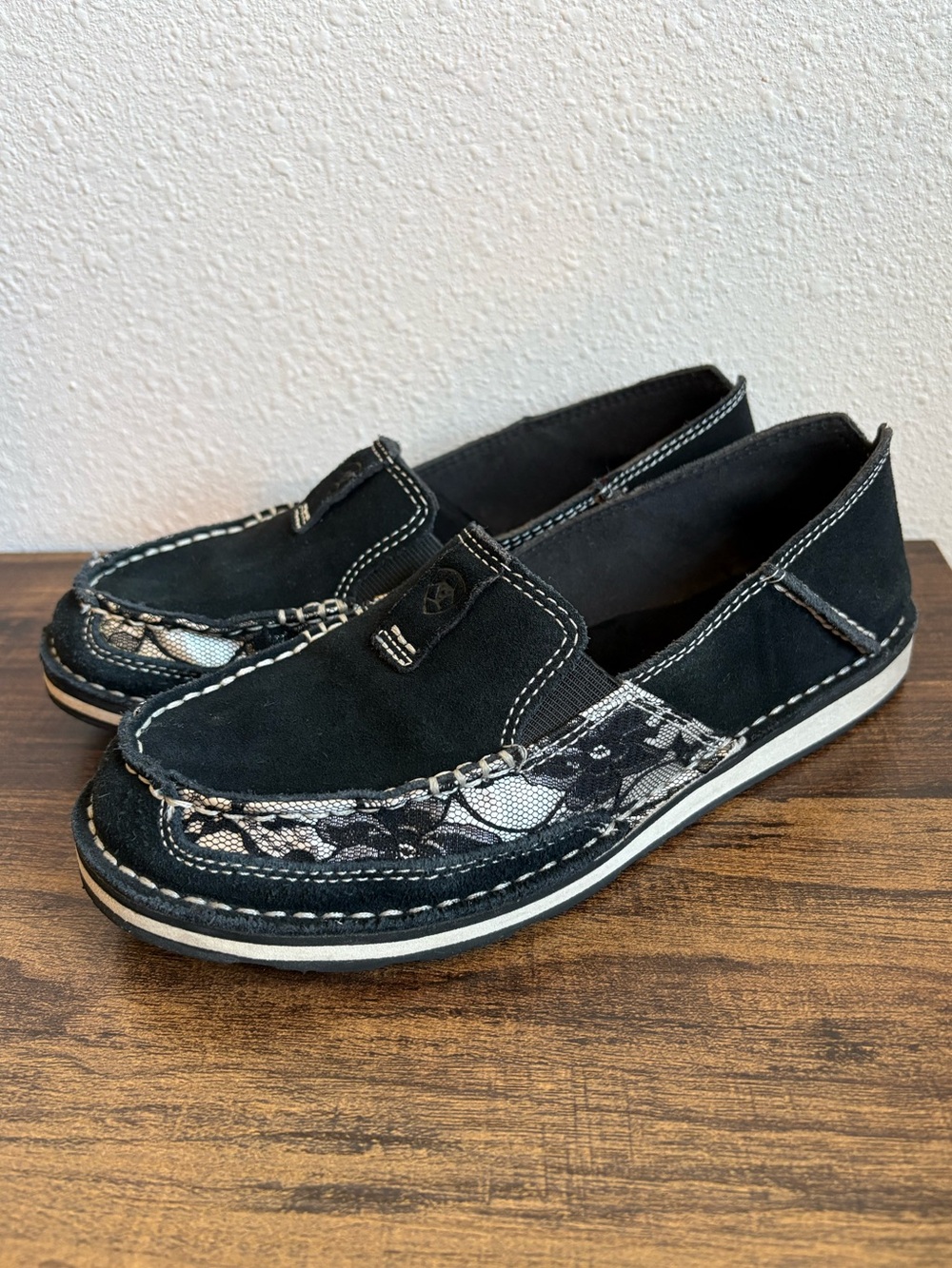 Ariat Women’s Black Suede Cruiser Slip-On Shoes